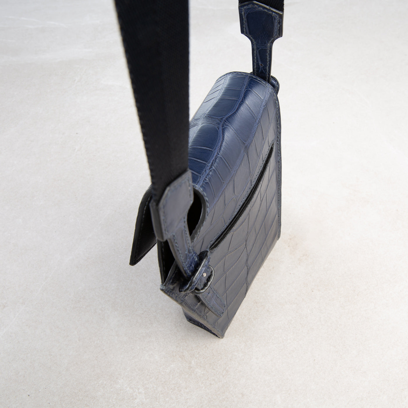 Bespoke Quint phone bag