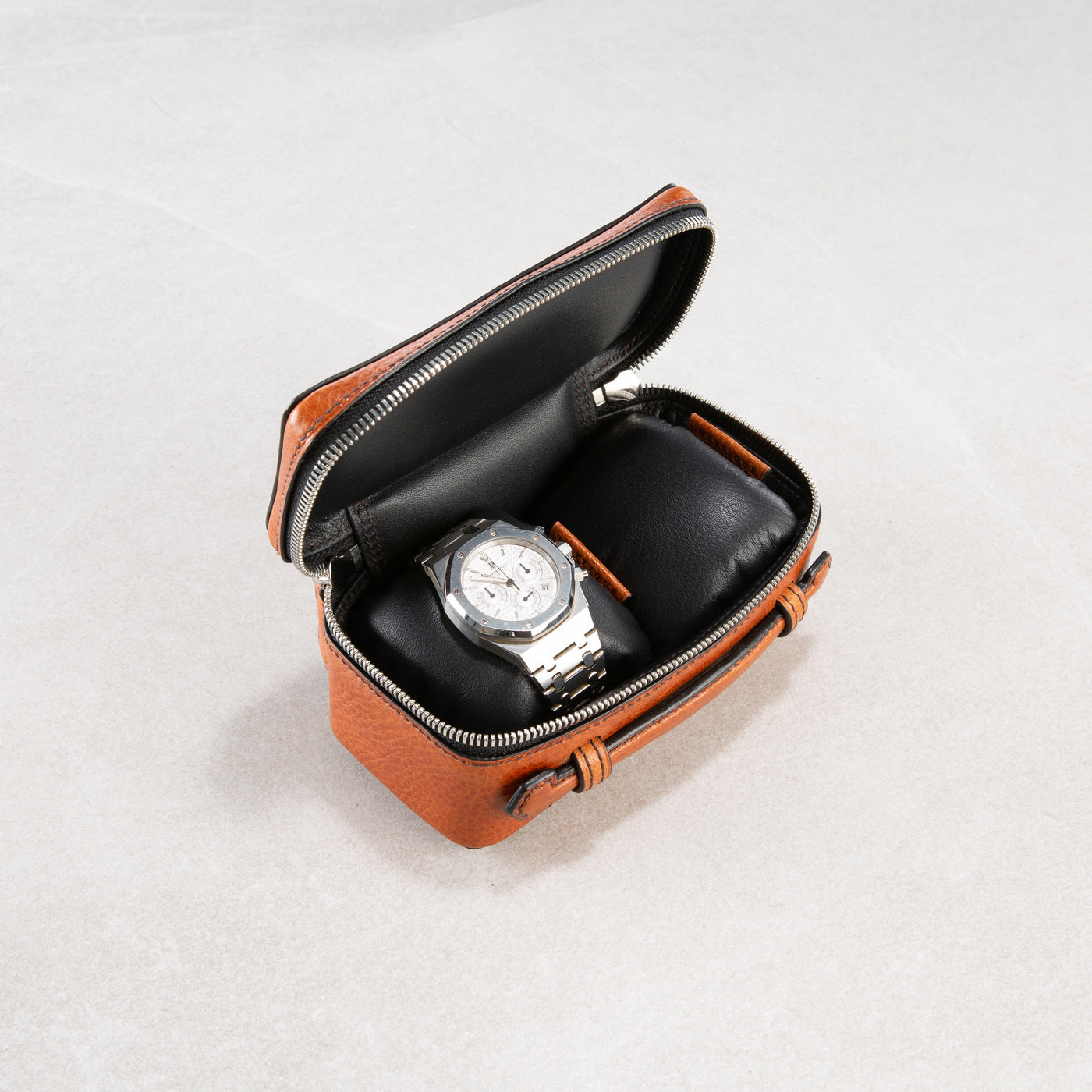 Troya (2 watches)