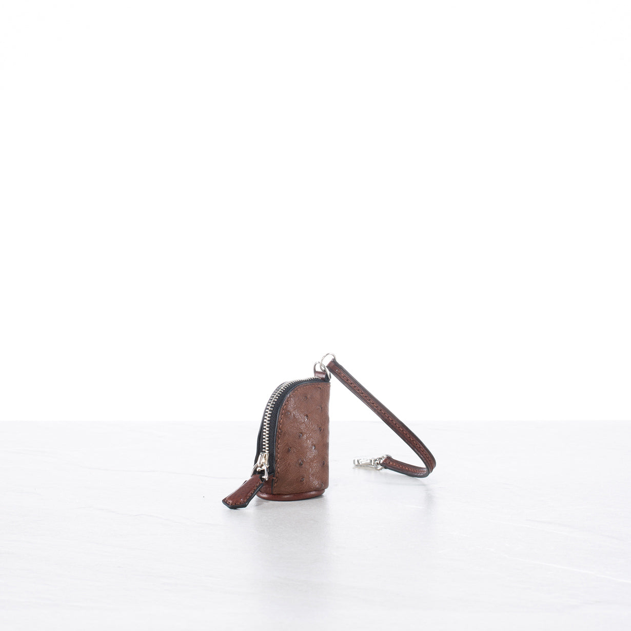 Pelle (small)