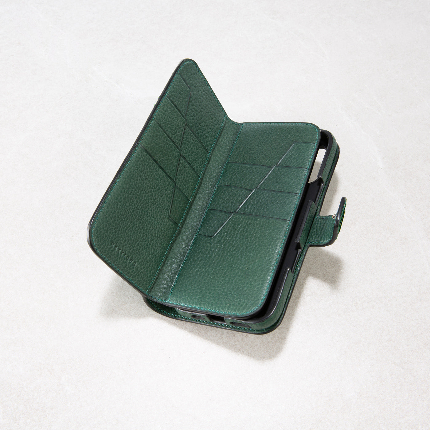 iPhone 16 Pro max wallet