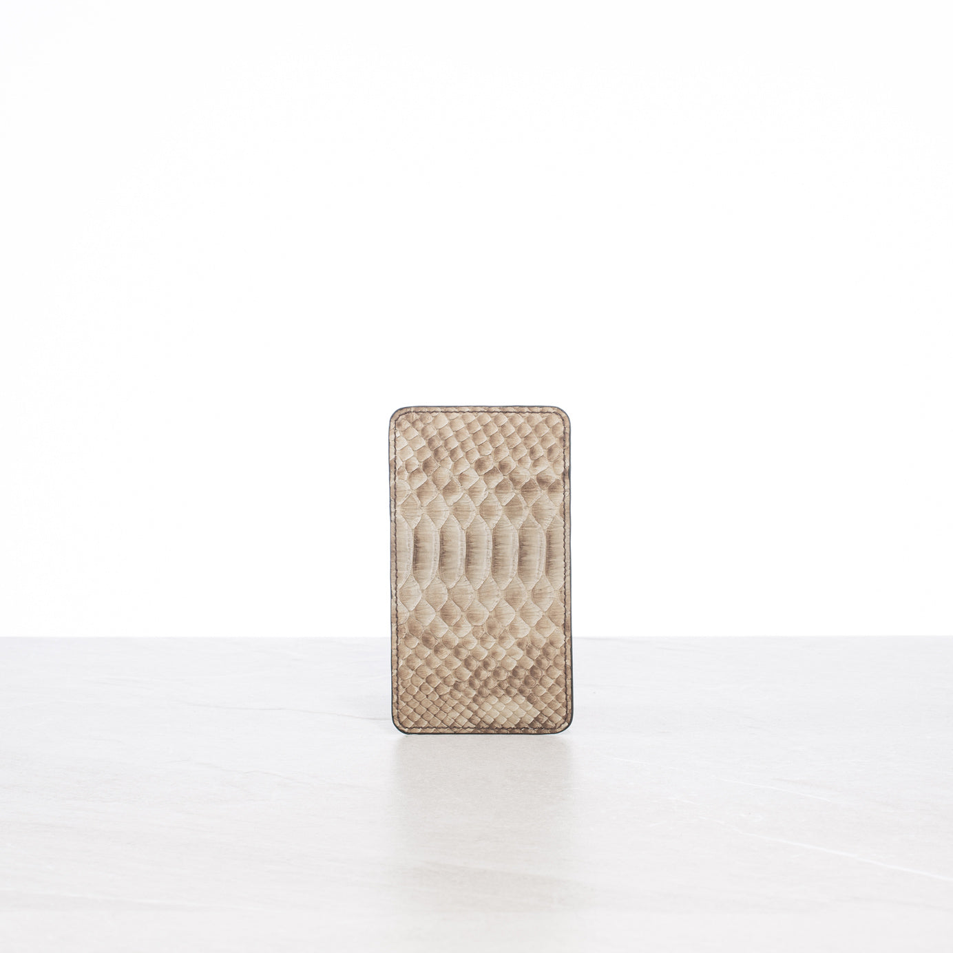 Half-wallet (medium)