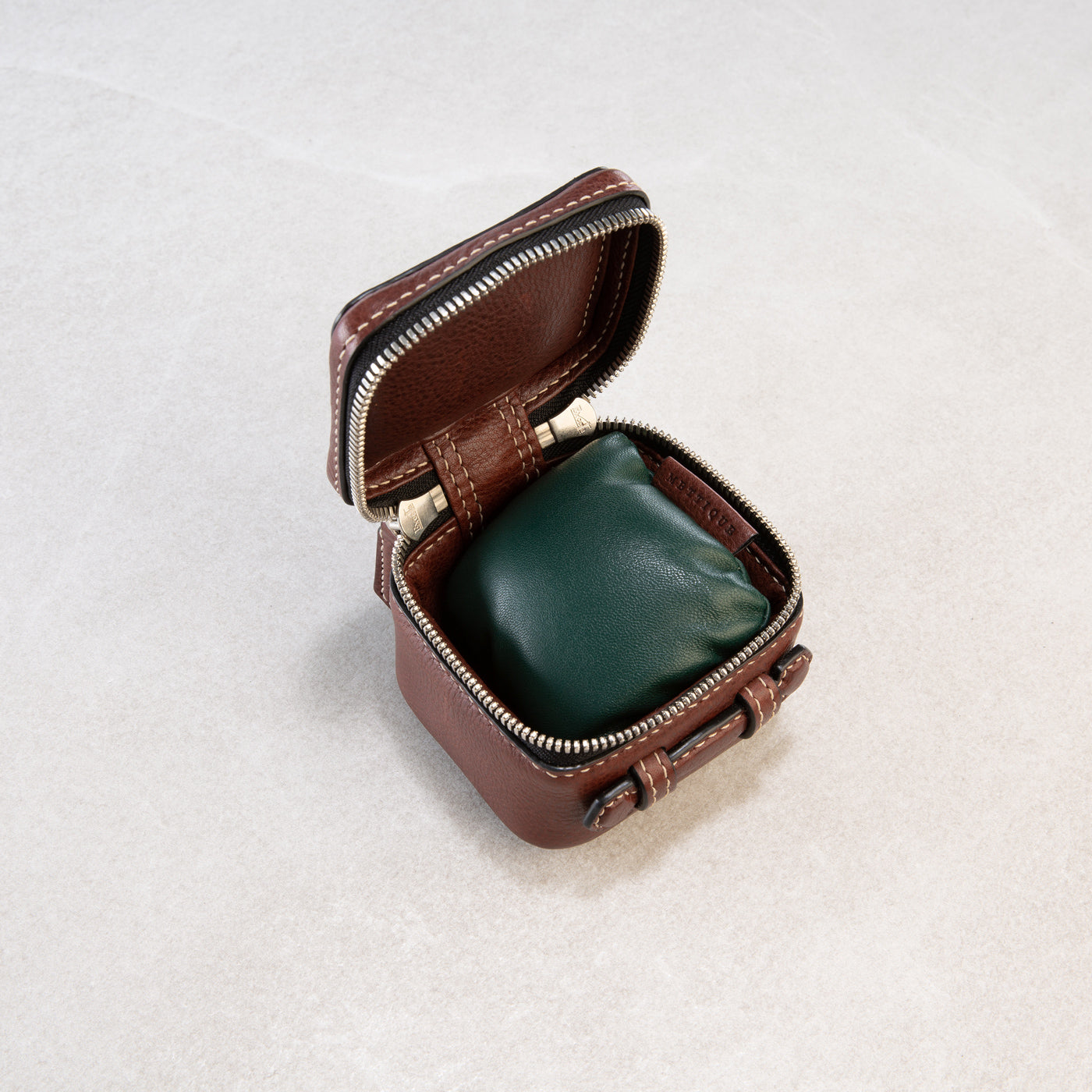 Troya (1 watch)