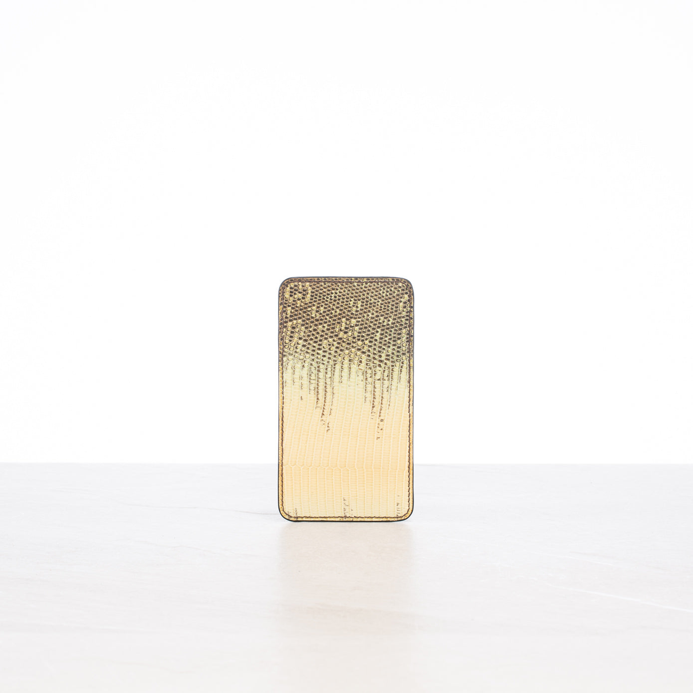 Half-wallet (medium)