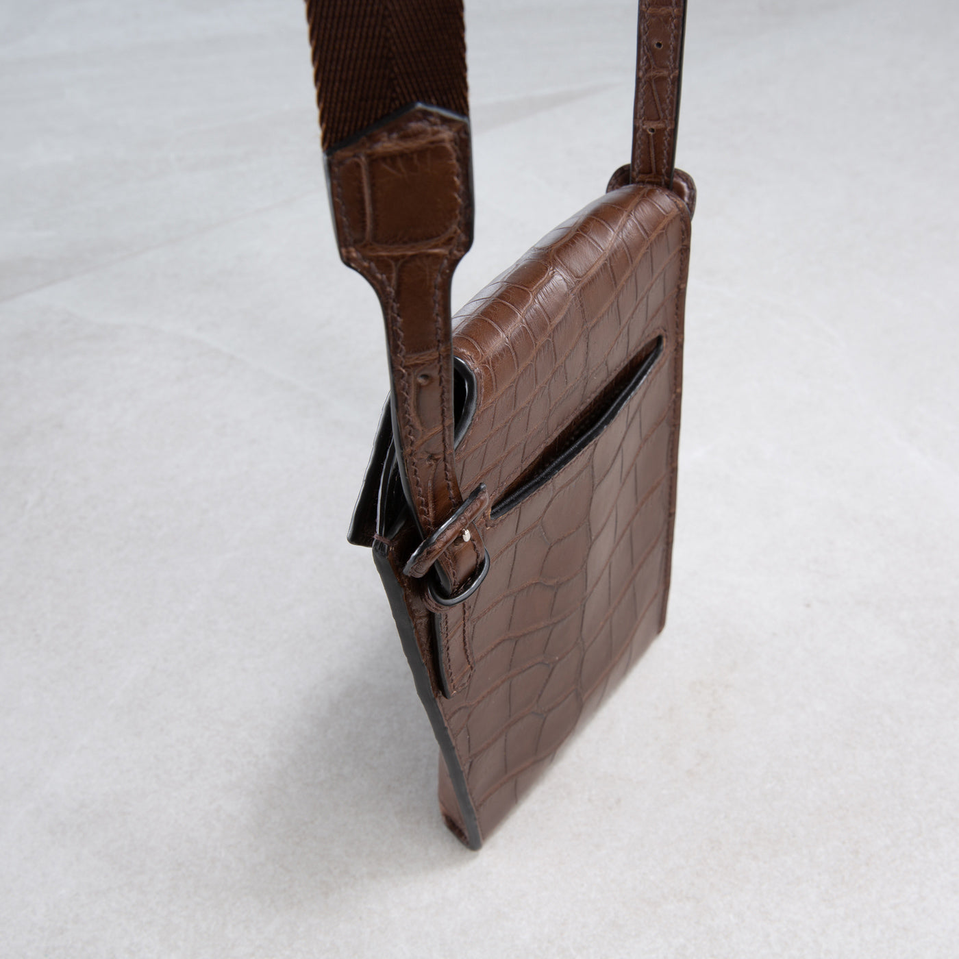 Quint phone bag