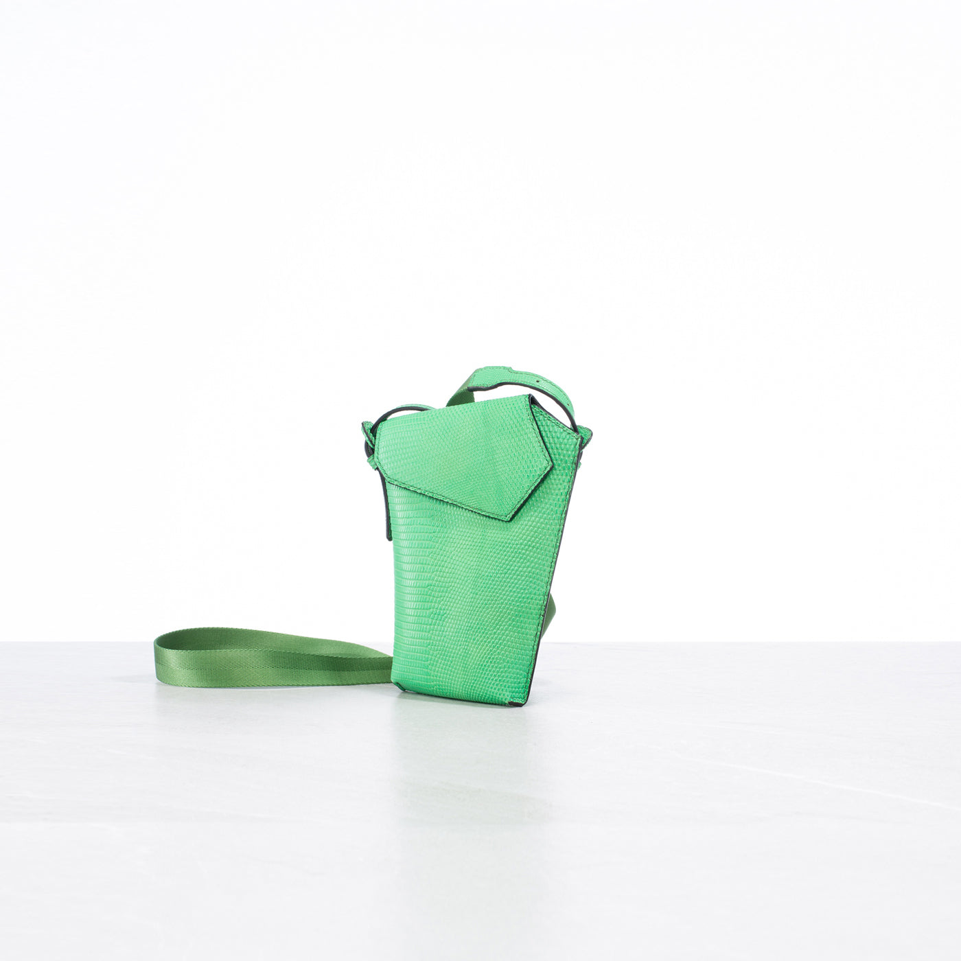 Quint phone bag