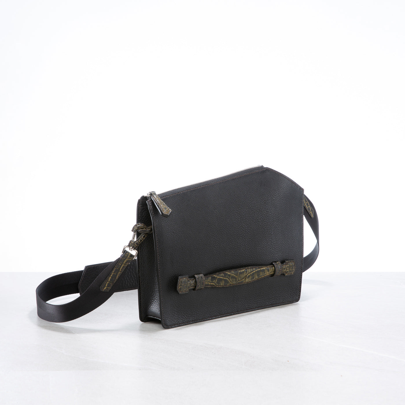Pochette Q