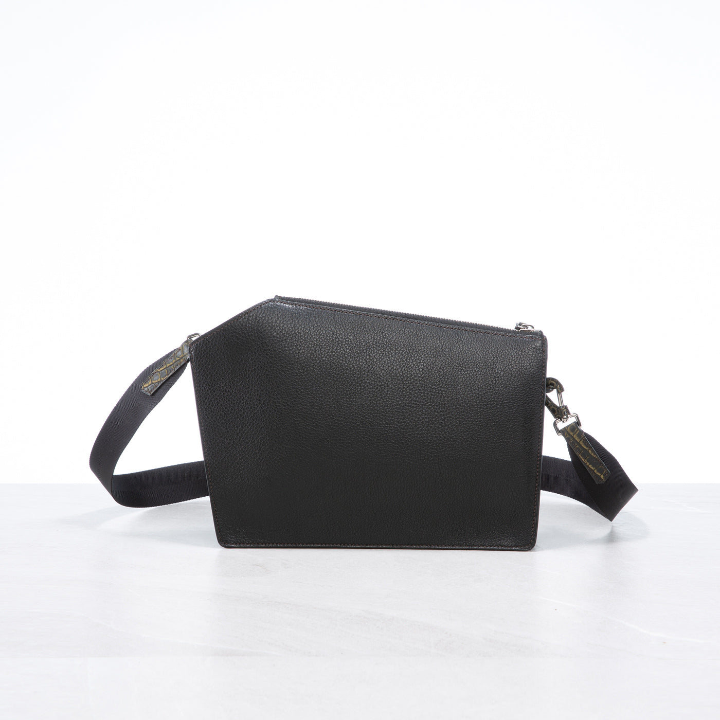 Pochette Q