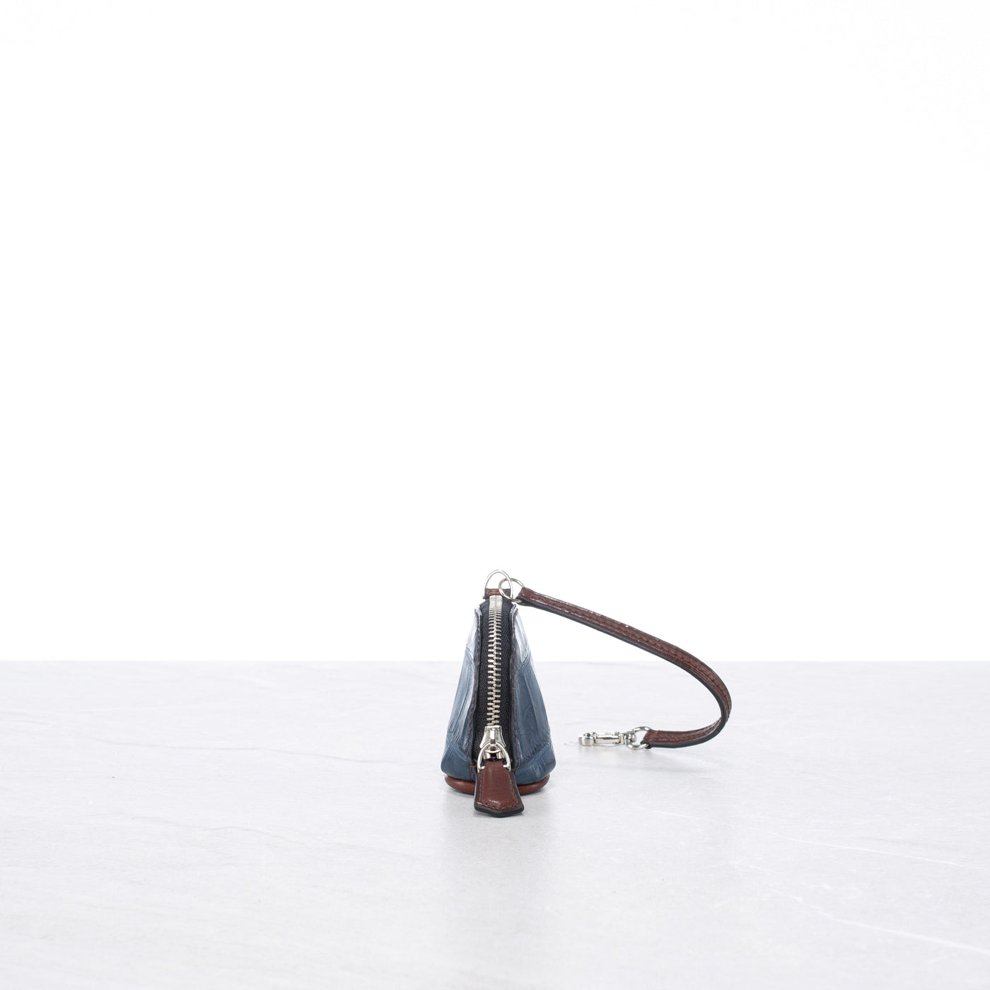 Pelle (small)