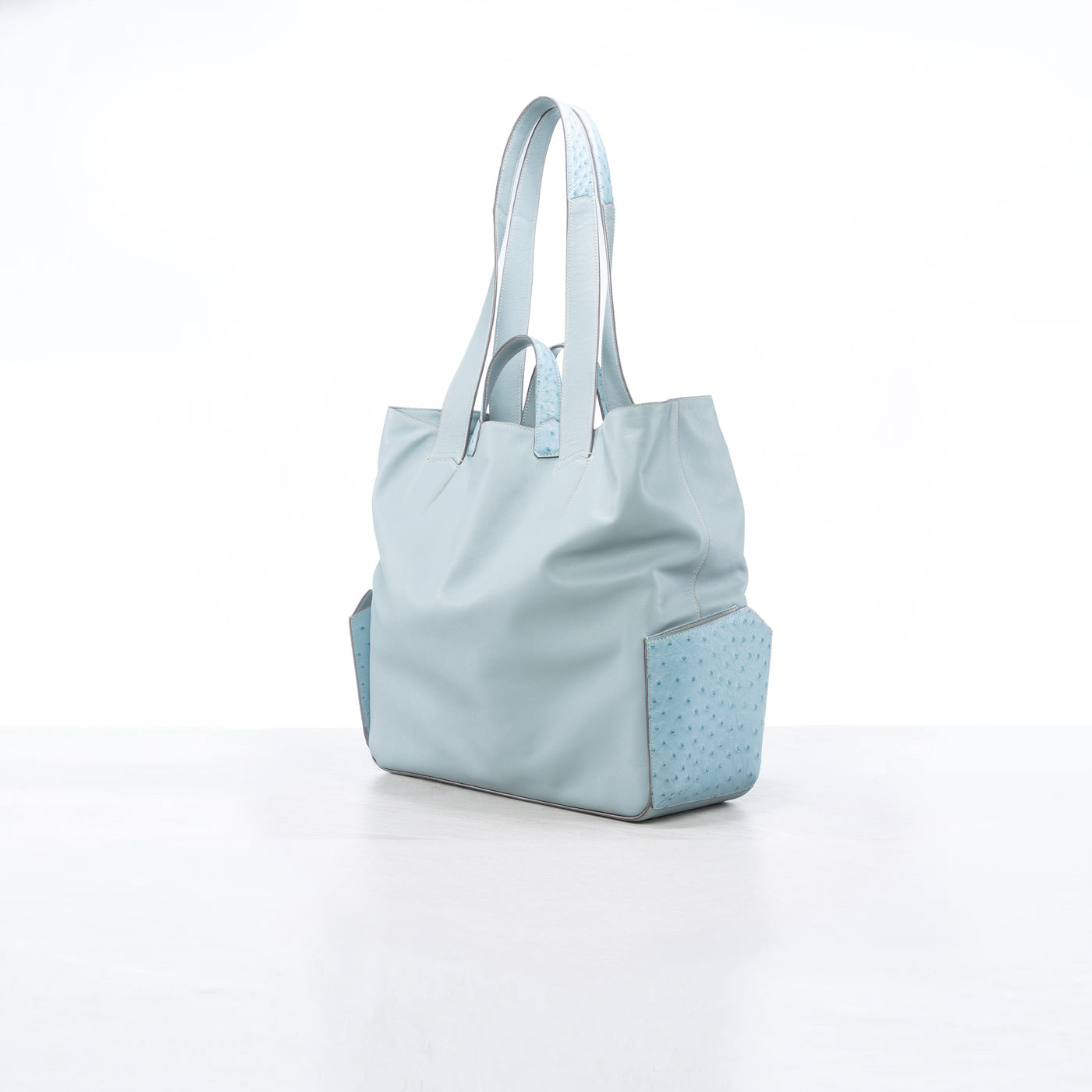 Qapri soft tote