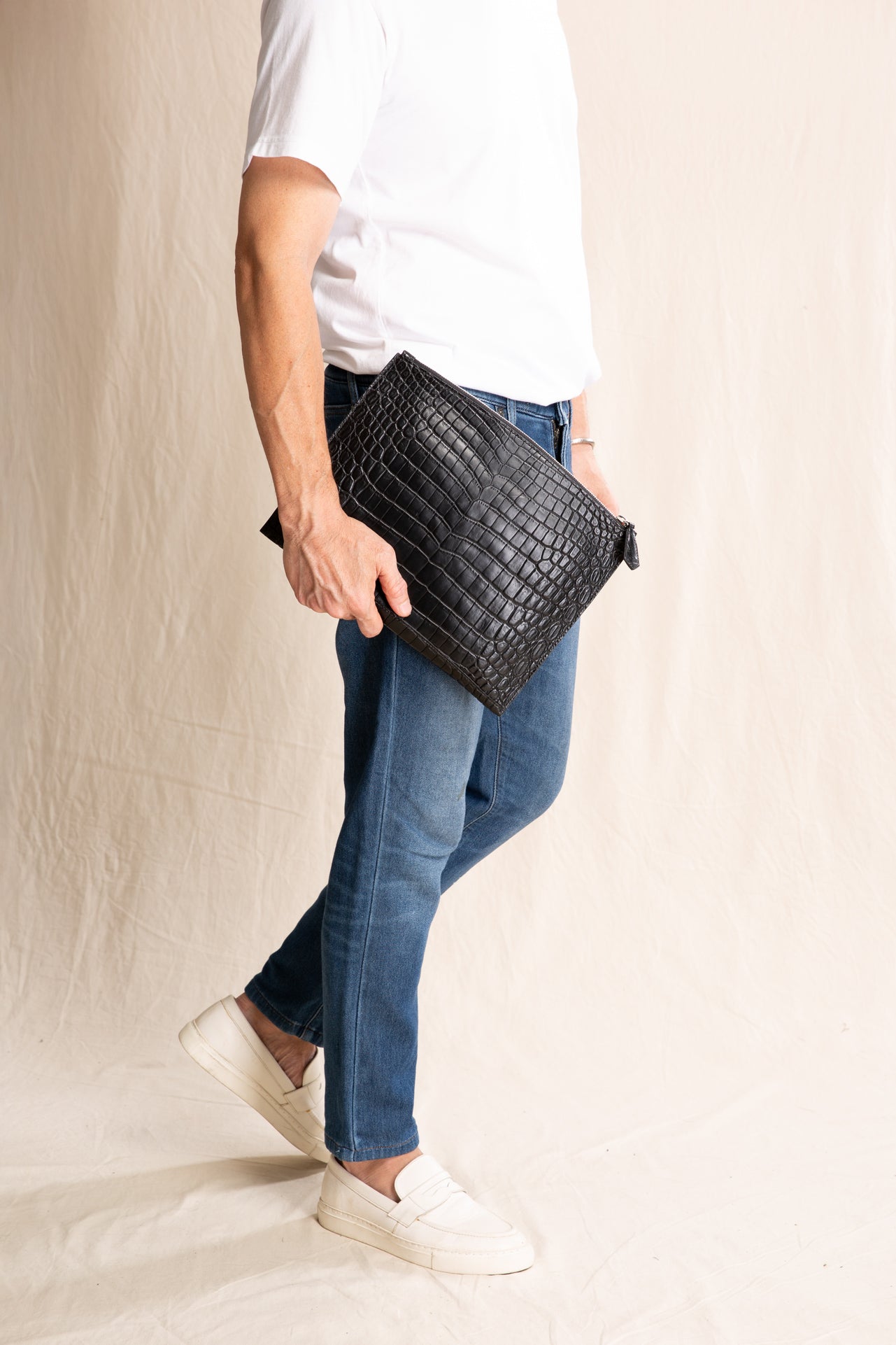 Bespoke pochette