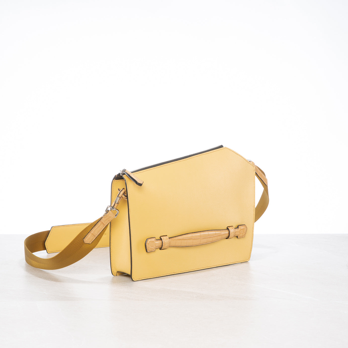 Pochette Q
