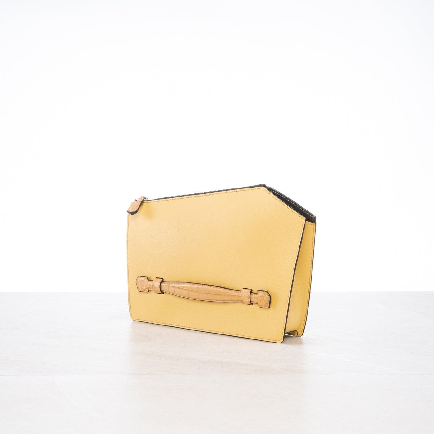Pochette Q
