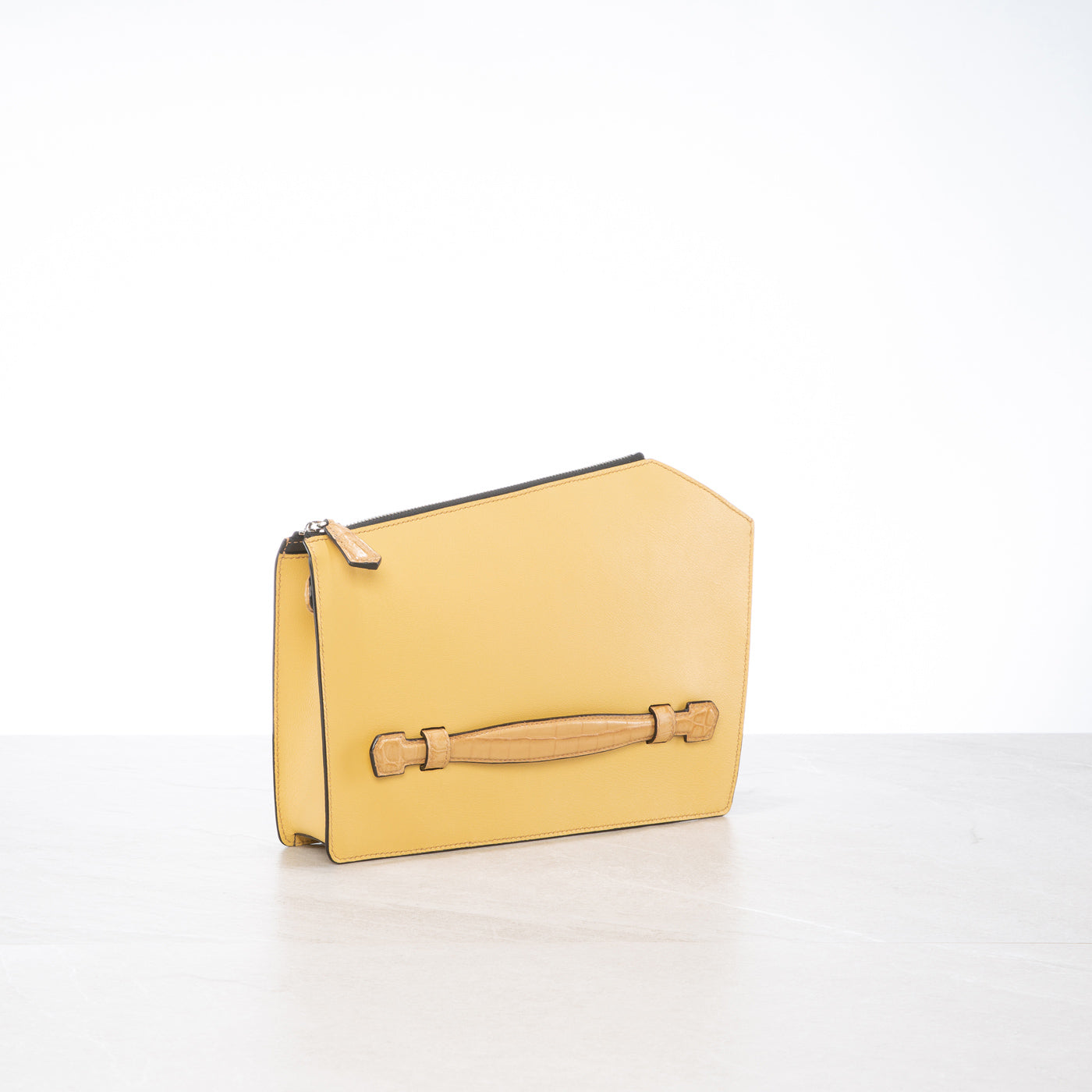 Pochette Q