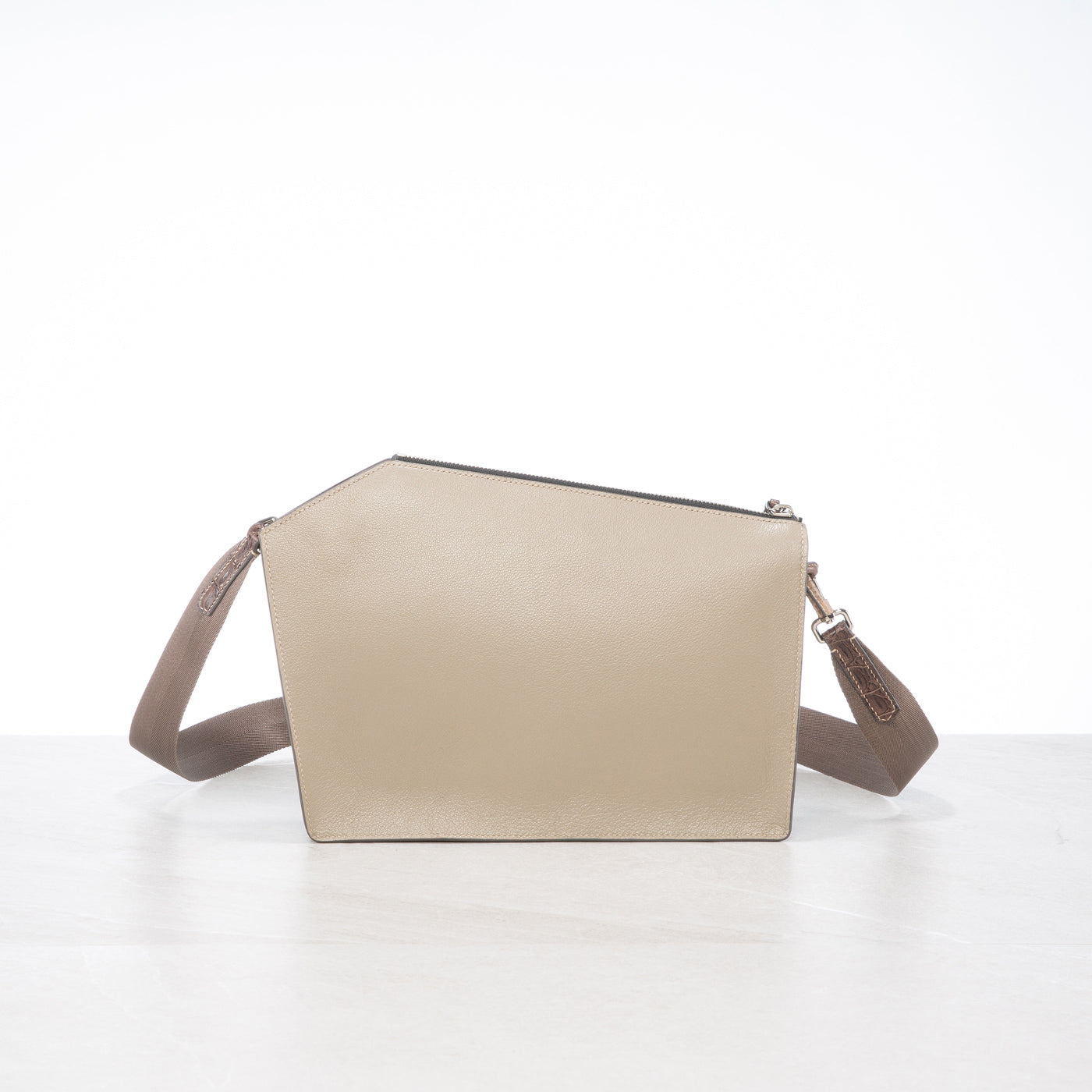 Pochette Q