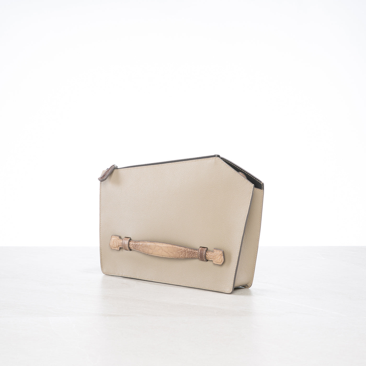 Pochette Q