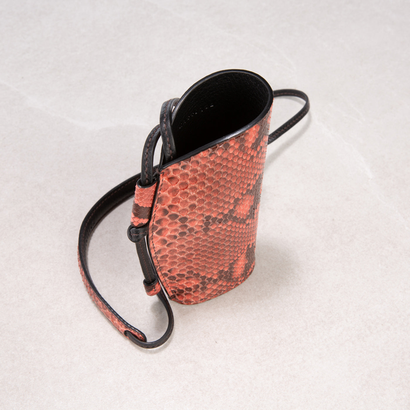 Karelle glasses envelope