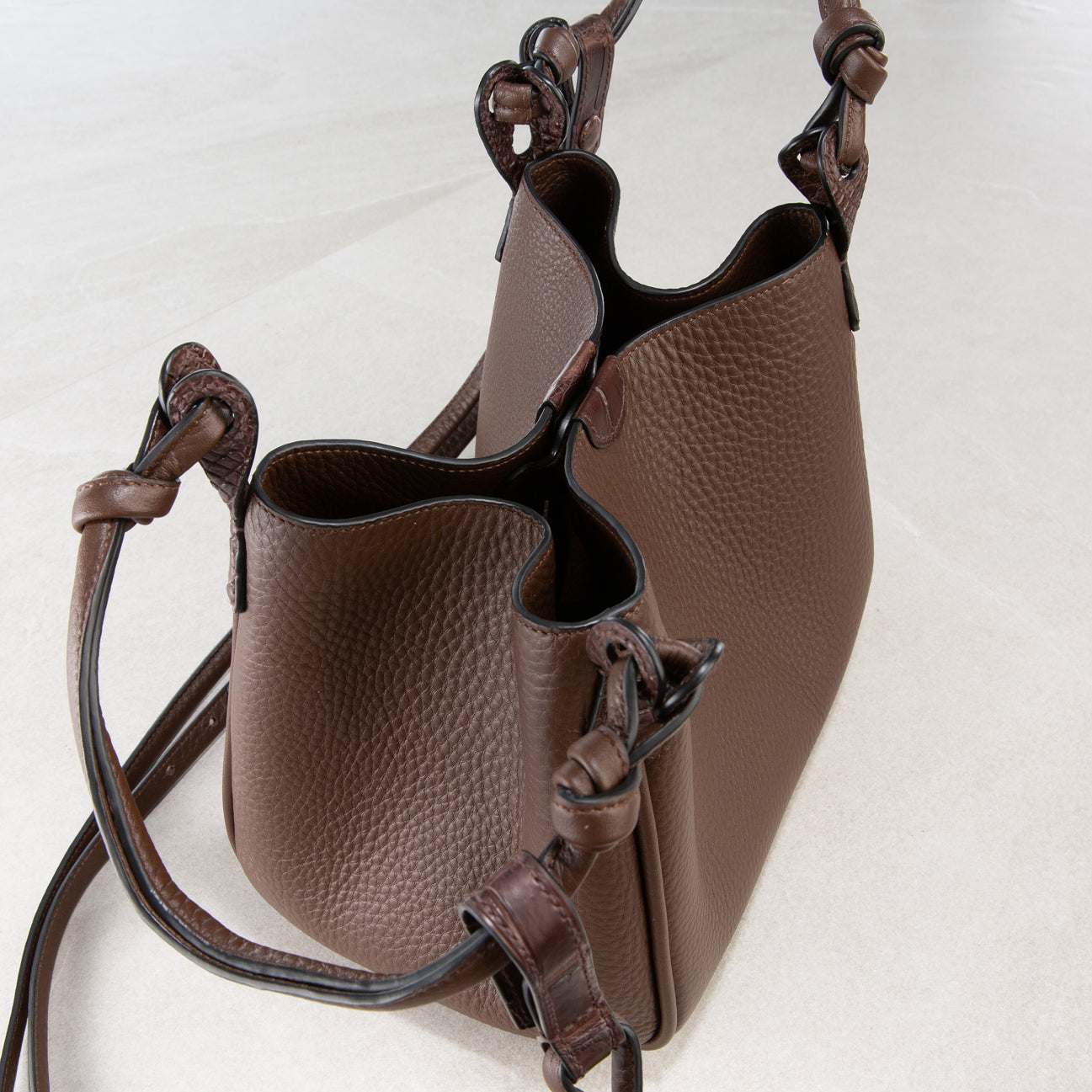 Vetra Bucket