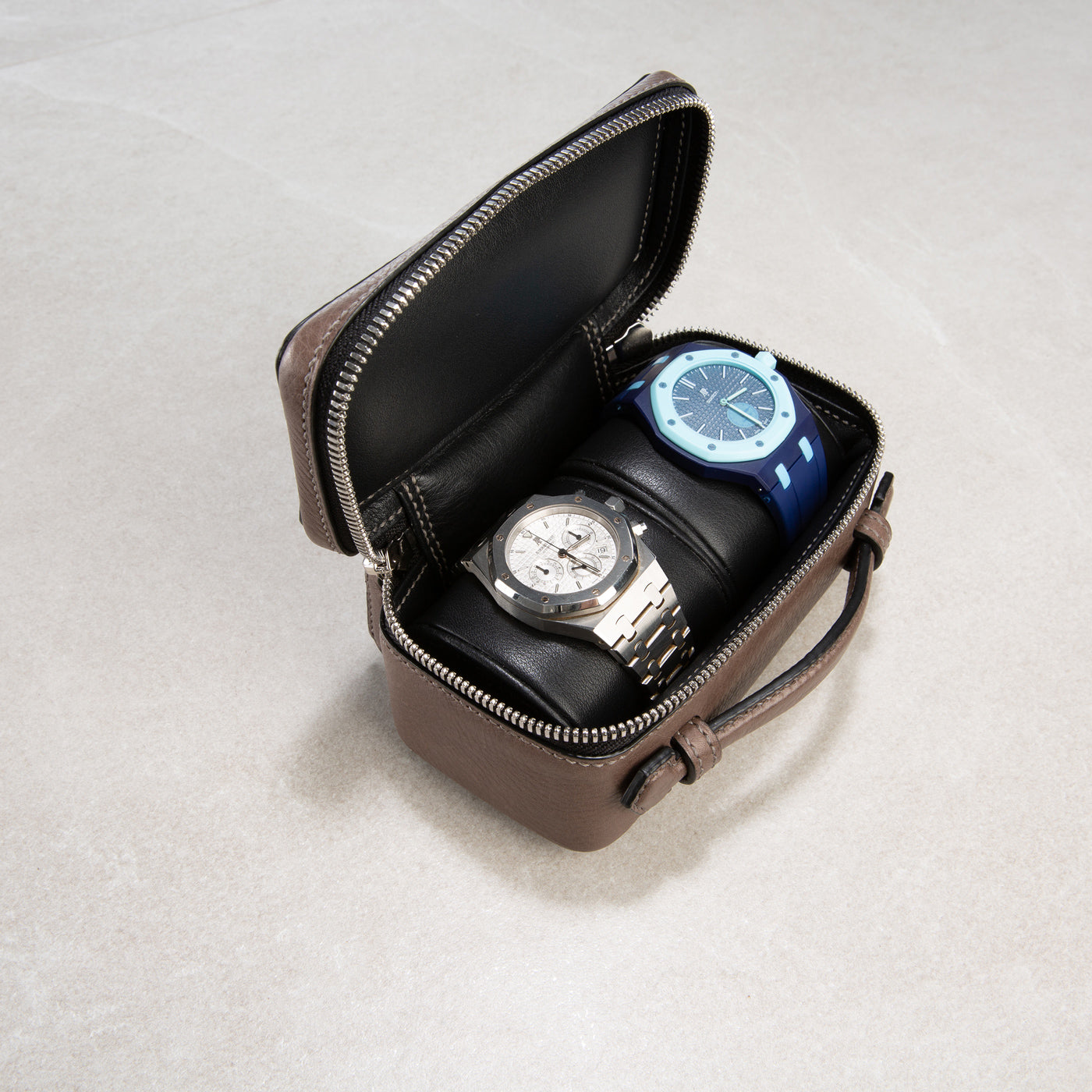 Troya (2 watches)