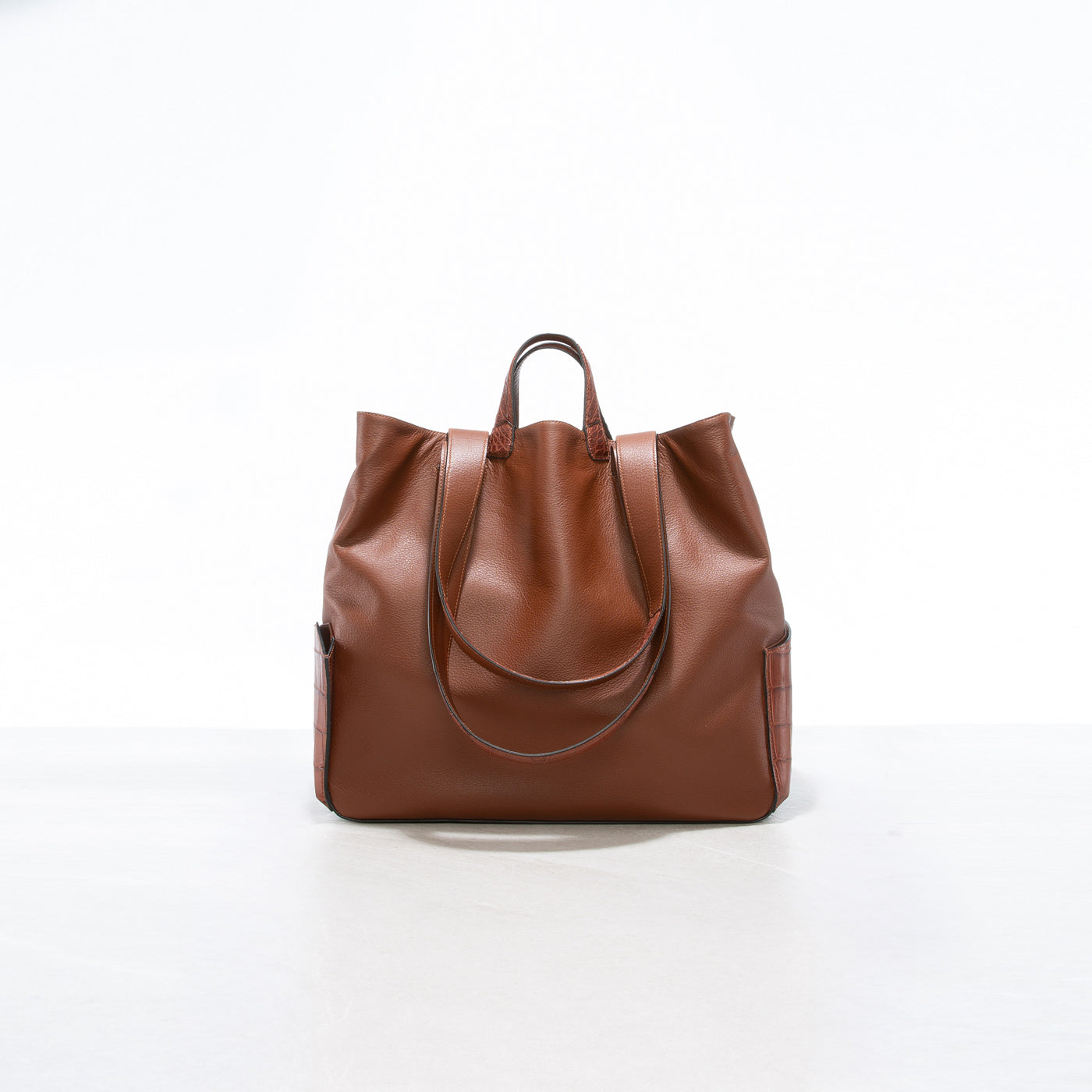 Qapri soft tote