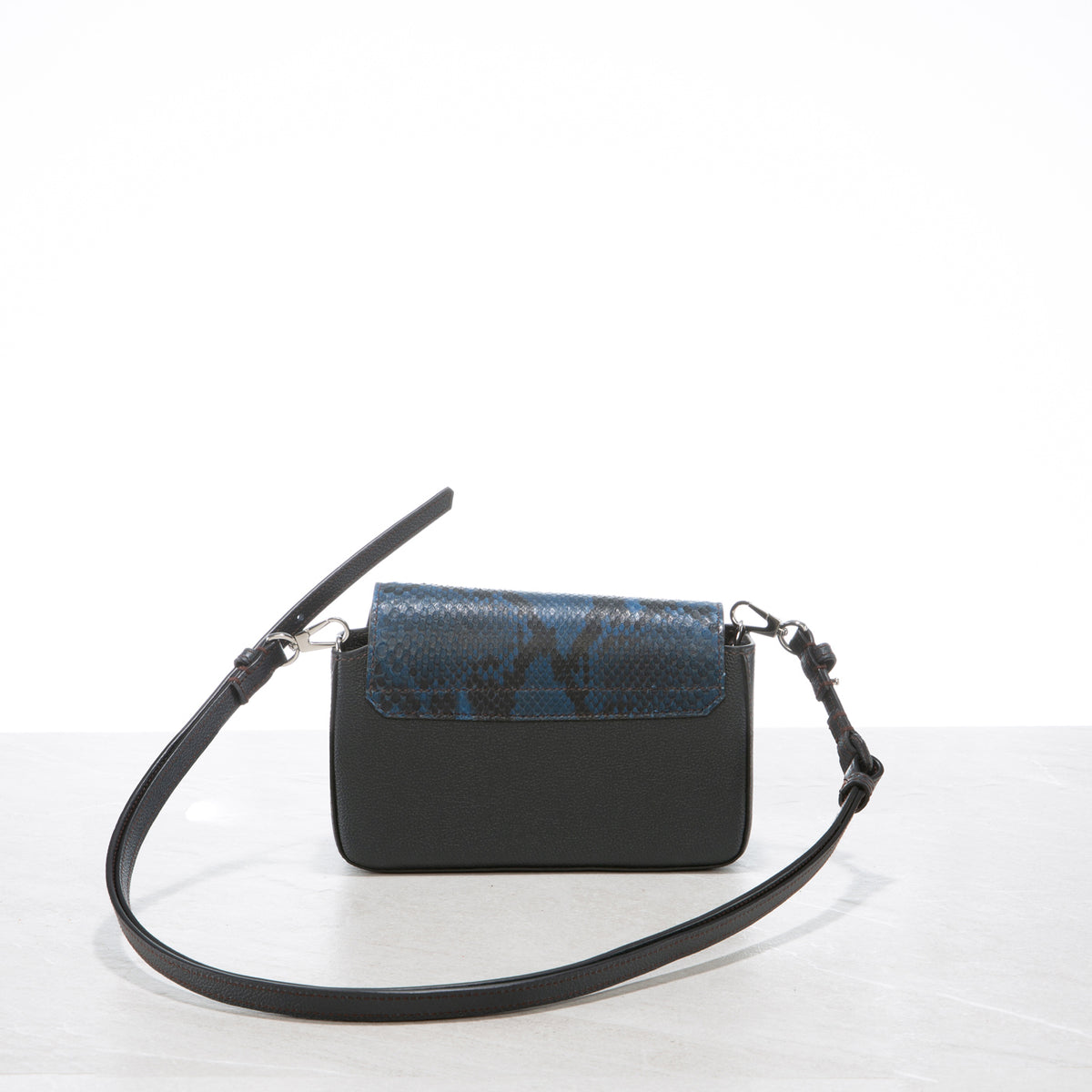 Pochette Trev