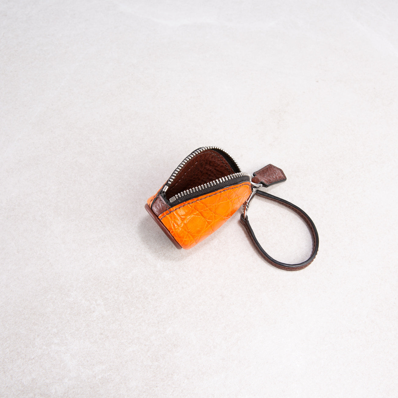 Pelle (small)