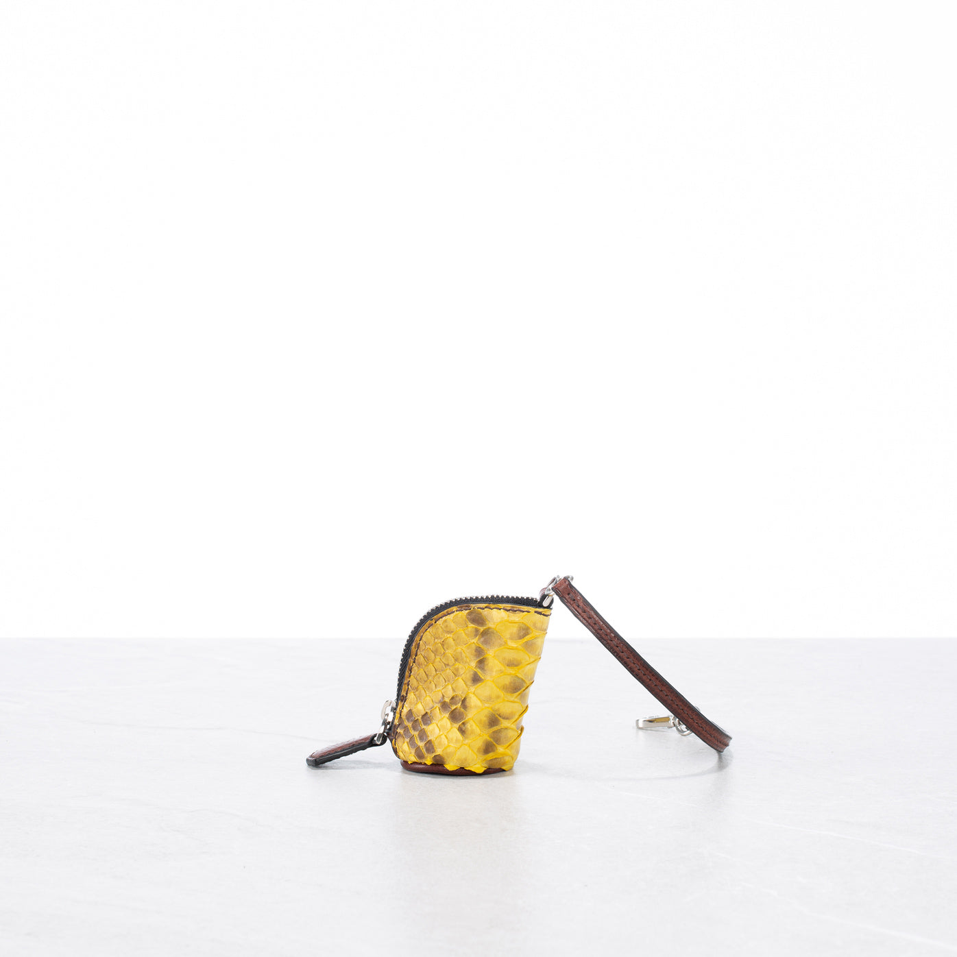 Pelle (small)