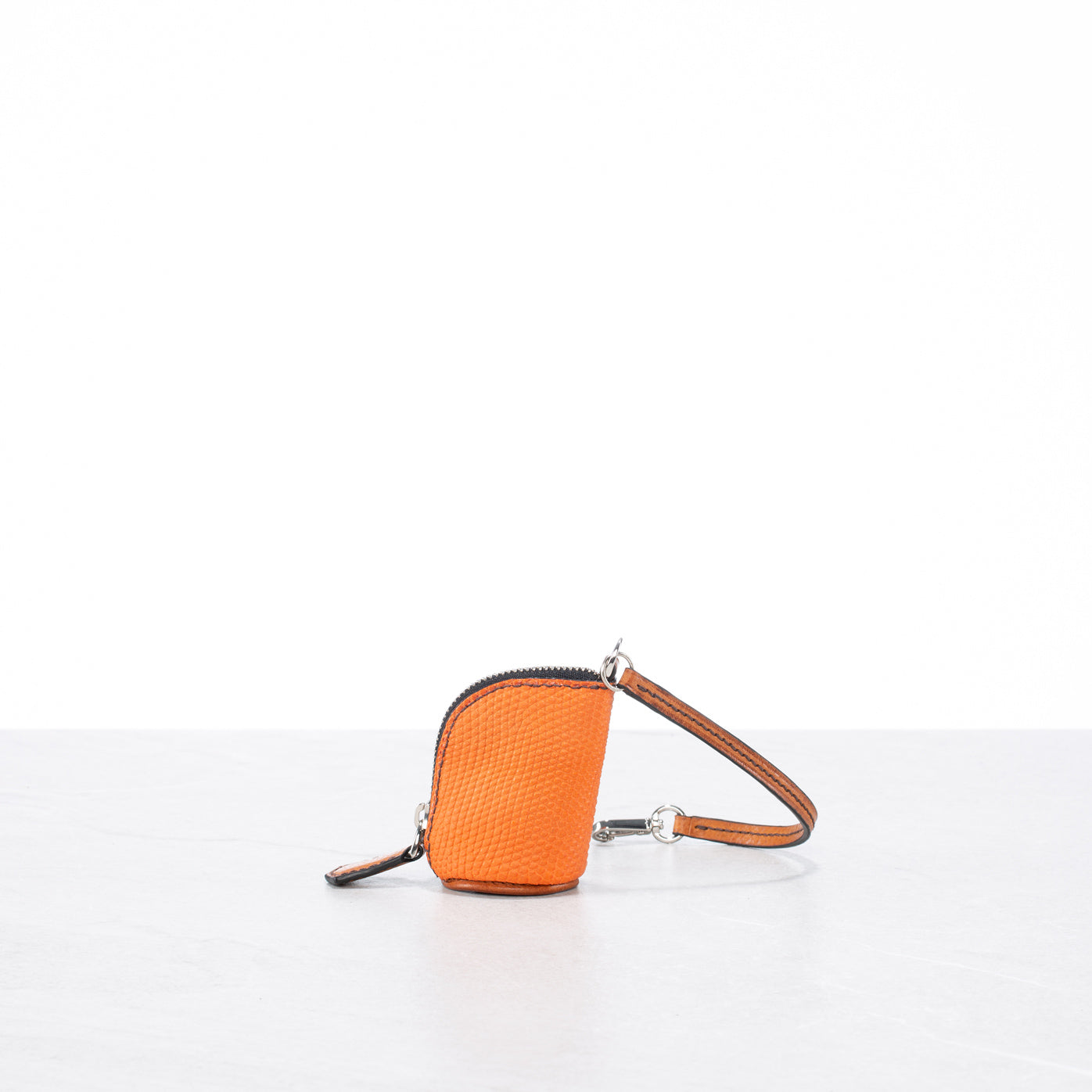 Pelle (small)