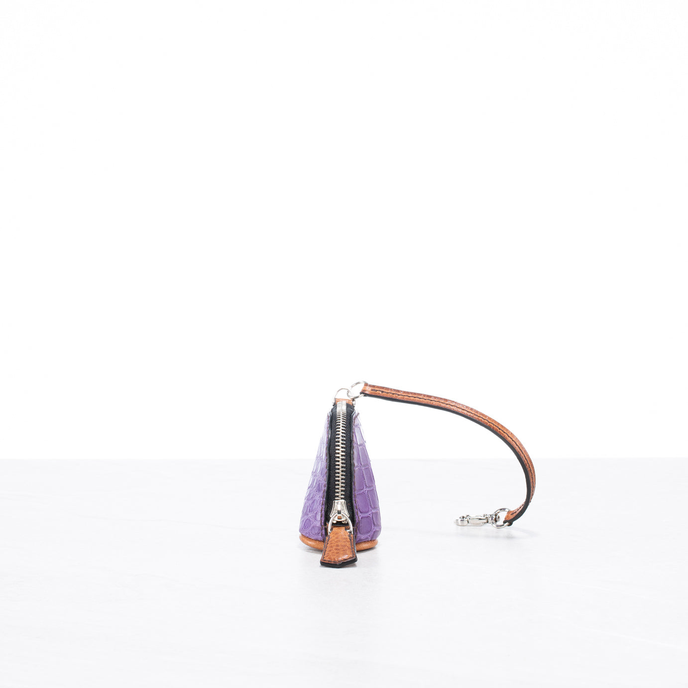 Pelle (small)