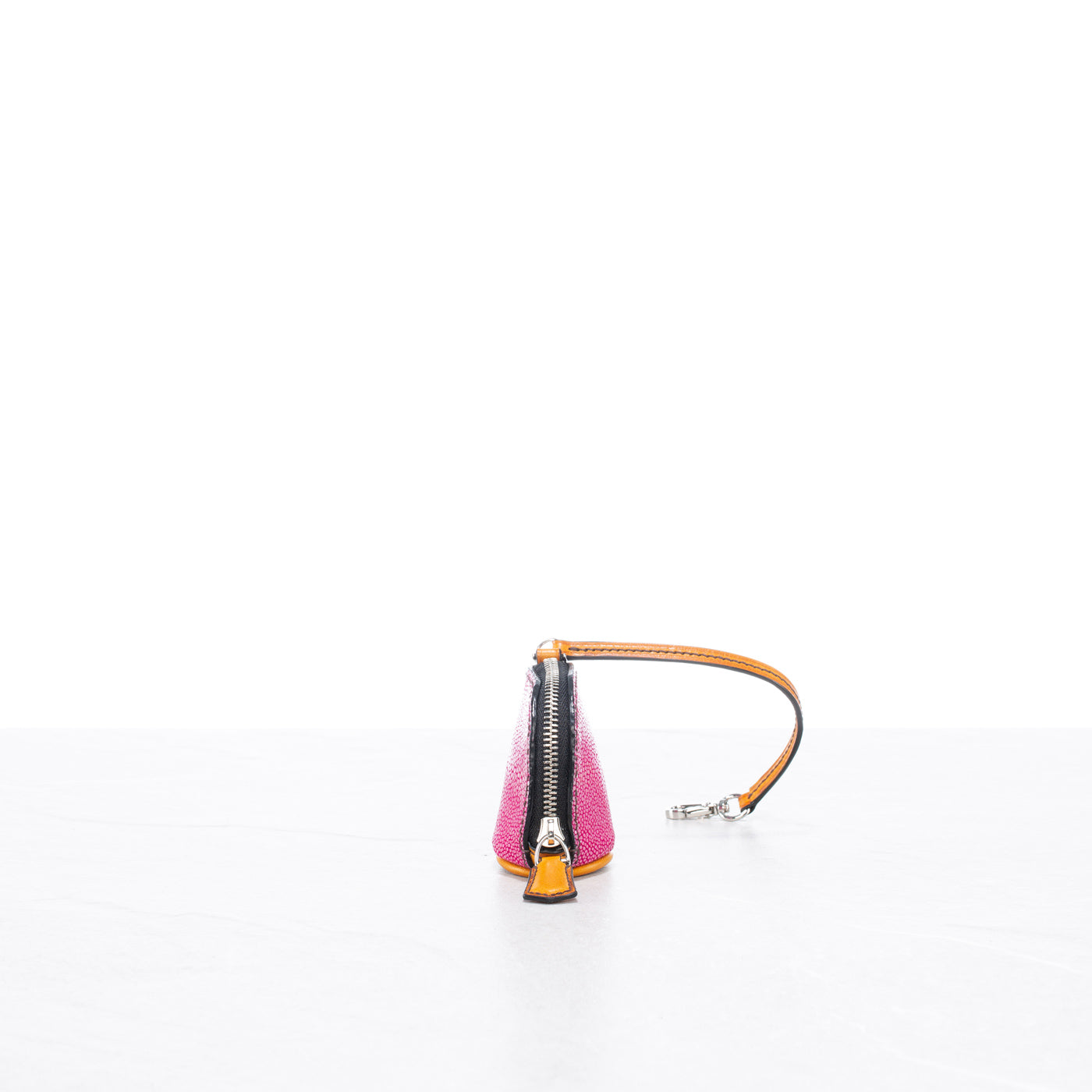 Pelle (small)